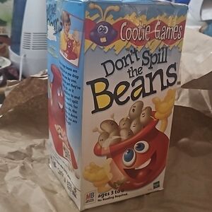 1986 Milton Bradley Company Don't Spill The Beans Game with instructions